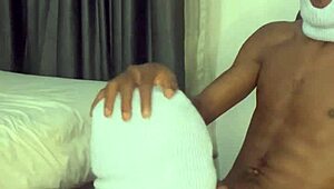 big ass baddie refuses condoms for creampie doggystyle with fat curvy ass