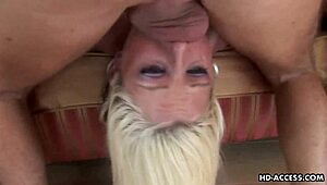 dick suckin’ row, these bitches doin’ their thing, ya know?