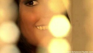 wanna learn stripteasing and full nude seduction dance techniques?