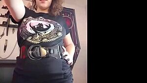 CUTE NERD MASTURBATES IN PANTIES SEXTING SESSION