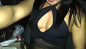 I picked up someone from the square to my car, see full on xv red