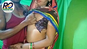 Desi aunty gets doggy style pounding in a quick village romp