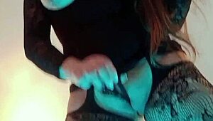 mi madrastra latina show tetas grandes?