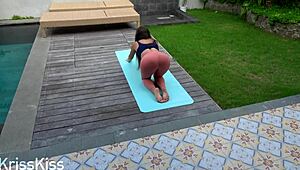 Wow! Step Sister Gets Pounded Hard After Yoga Session, So Intense!