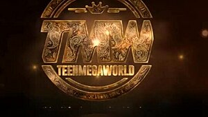 Bella Mur Cleans Dick With Blowjob