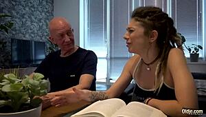 fucking this young wet hentai pussy hard till cumming inside her mouth