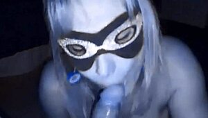 Reife argentinische MILF bläst Schwanz und reitet hart