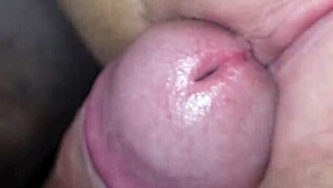 Accidental ejaculation in anime porn video
