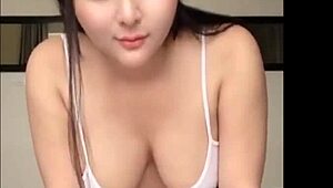 Thai Beauty Stuns in Bath Scene