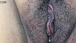 عضو صناعي جعلني أهتز، تريد رؤية؟