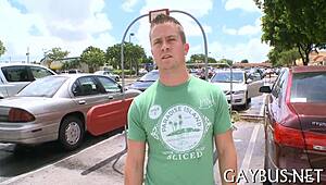 Tsekkaa nää ilmaiset homo seksi kuvat!