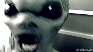 Roswell UFO horror unfolds with bound alien hardcore action