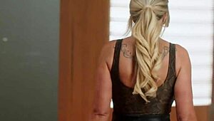 Ainslee's MILF debut: curvy blonde seduces delivery guy