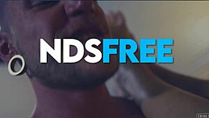 Military hunk gets spitroasted by twink and big cock jock 😈