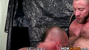 Gay beren kont rauw geneukt