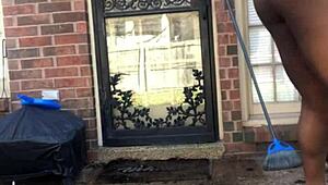 Kommer på stor pik på benzintank med sjasket røvhul