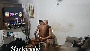 barbeiro styles with flair, curious about his latest cut?