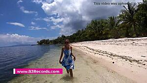 Outdoor Blowjob Turns Into Wild Thai Swingers Group Action