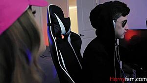 STEPSIS GOBBLING GAMER COCK IN FANTASY