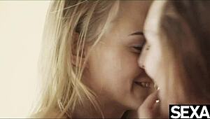Stunning blonde devours her redhead girlfriend’s hairy pussy close-up