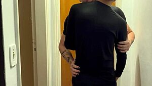 Jovens Se Pegando com Monster Cocks Sao Flagrados por Camera de Predio 😏