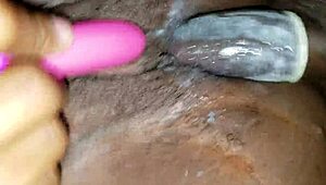 大胆自家製カップル中出し生ハメセックス！