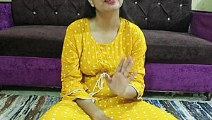 아름다운 인도 바비가 데바르 강제로 섹스. 히마찰리 오디오가 더러운 말 잡아.