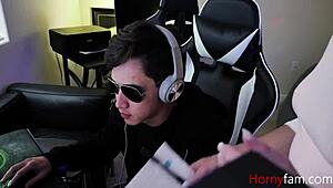 STEPSIS GOBBLING GAMER COCK IN FANTASY