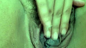 Amateur gay Amador's explosive solo performance with a unique twist