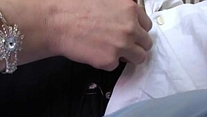 Wow, quella figa vecchia trascurata brama il cazzo giovane 18+ ogni volta!