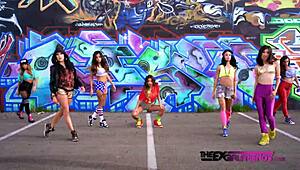 Clip Whatchya Source!