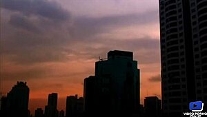 carla cox and julie silver assfuck in trio!