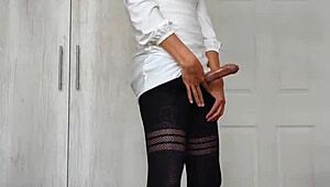 Sofia Natalia Colin Puts on Condom and Experiences Intense Orgasm with Legs Trembling