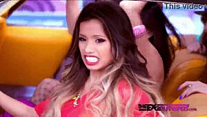 Clip Whatchya Source!