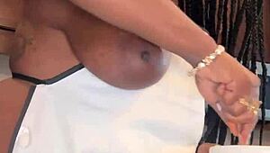 Making Banana Pudding With Natural Ingredients