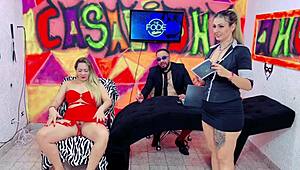 Suzy moans as Diguinha DJ fucks her wet ass in blowbang with deepthroat and double penetration