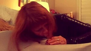 Catgranny se hvata u koštac sa Batmanom u divljoj deepthroat sesiji