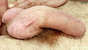 Massageando O C� Do Cara Casado E Fazendo Ele Gozar