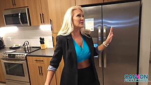 i’m obsessed with milf realtor alexis malone banging her client