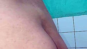 este rico paneton esta que pide lechecita en mi boca.