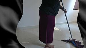 Tamil Maid Sreelatha Sucks Owner's Cock Secretly