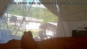 Náhled na parný sex v nudistickém táboře s Agarabas a Olpr.