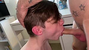 Rica Mamada Features Intense Gay Oral Sex Encounter