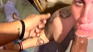 she always does sloppy deepthroat blowjob facial