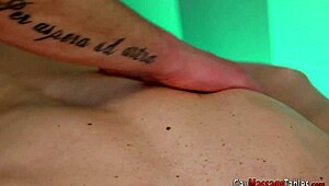 I watched this gay dude ride bareback