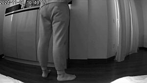 Wife boldly cheats with husband’s best friend in real homemade clip.