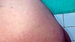 este rico paneton esta que pide lechecita en mi boca.