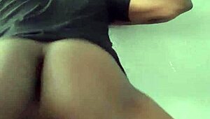 rough gay shemale twerking show with horny cocks 😈