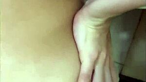 me la follo rápido en el baño, acabo de conocerla en fiesta 😜