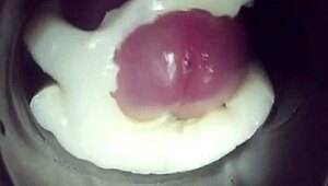 Вау, глянь внутрь моего флешлайта с диким кремпаем! 😜